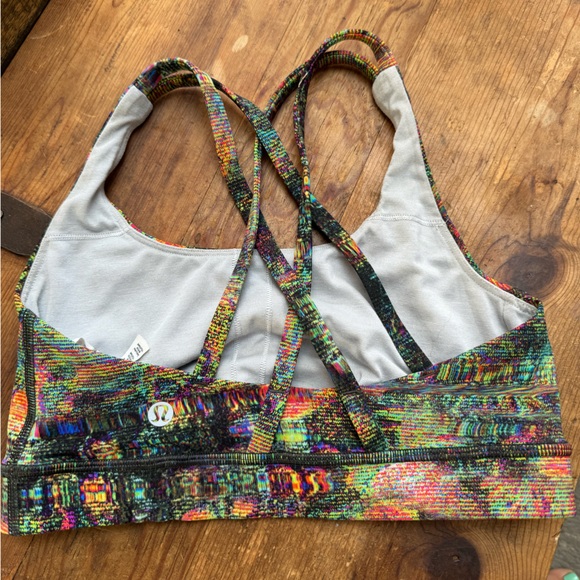 SOLD: 🍋 LULULEMON - Sports Bra - Picture 3 of 5